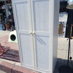 wardrobe