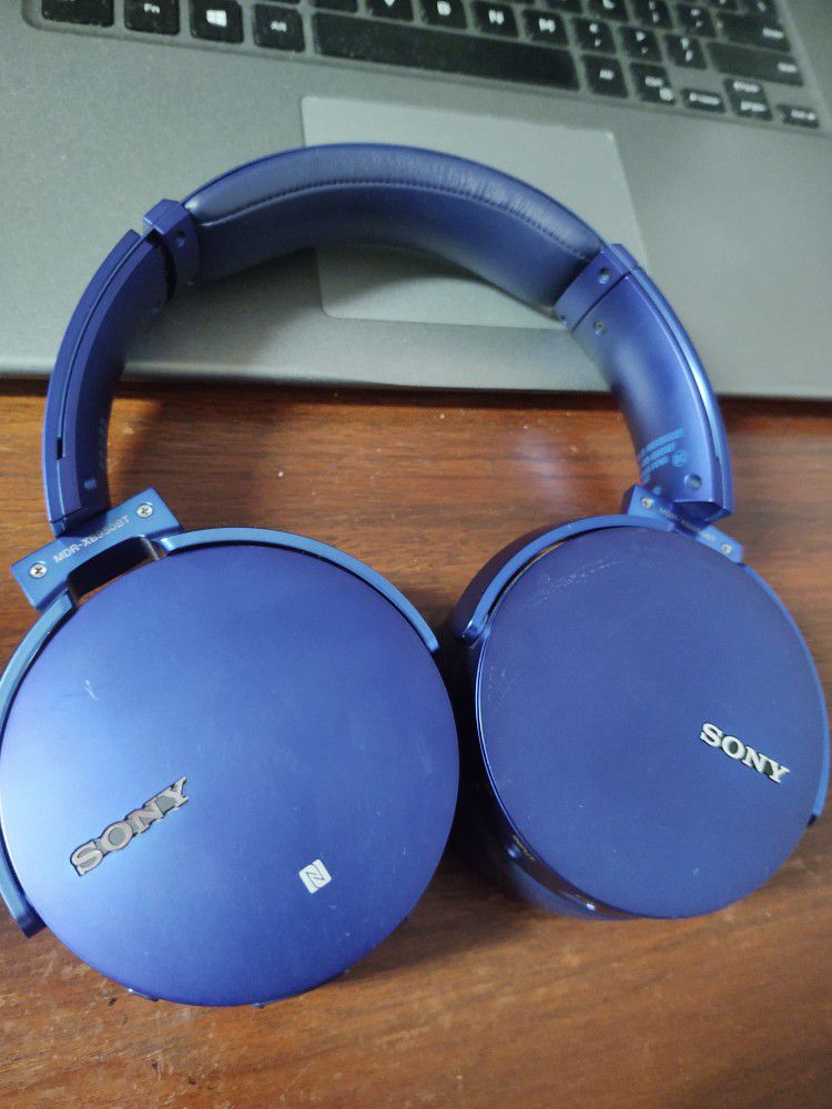 Sony Headset Headphones MDR XB950BT