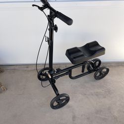 Knee Scooter / Knee Saver In Good Condition 