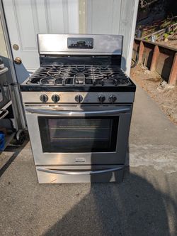 Frigidaire Stove