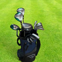 Wilson Staff golf bag with Full Golf Club Set (Driver, 3/5 Wood, 3 hybrid, 5-9 Irons, Wedges, Putter