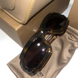 Burberry Marlowe Sunglasses BE4384