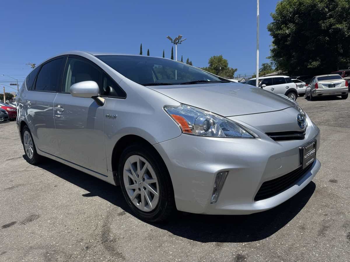 2012 Toyota Prius v