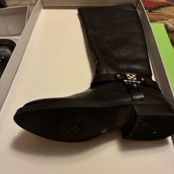 Jessica Simpson boots