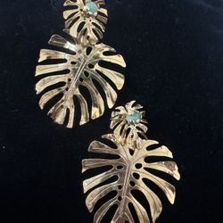 Lightweight Monstera Leave Shaped Earrings