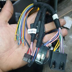 Firing harnessinter face  for an aftermarket stereo for Mercedes. Works for 01 to 18