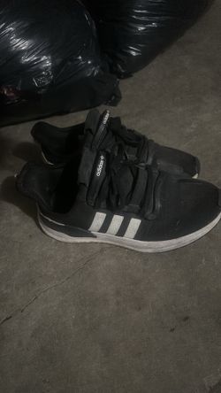 Grade school 6.5 Adidas Free
