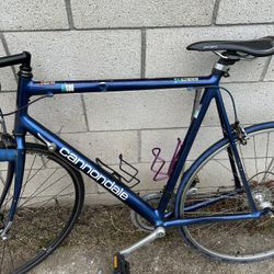 Cannondale R600 Aluminum Bike 
