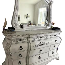 3 Piece Bedroom Set, Solid Wood Distressed White