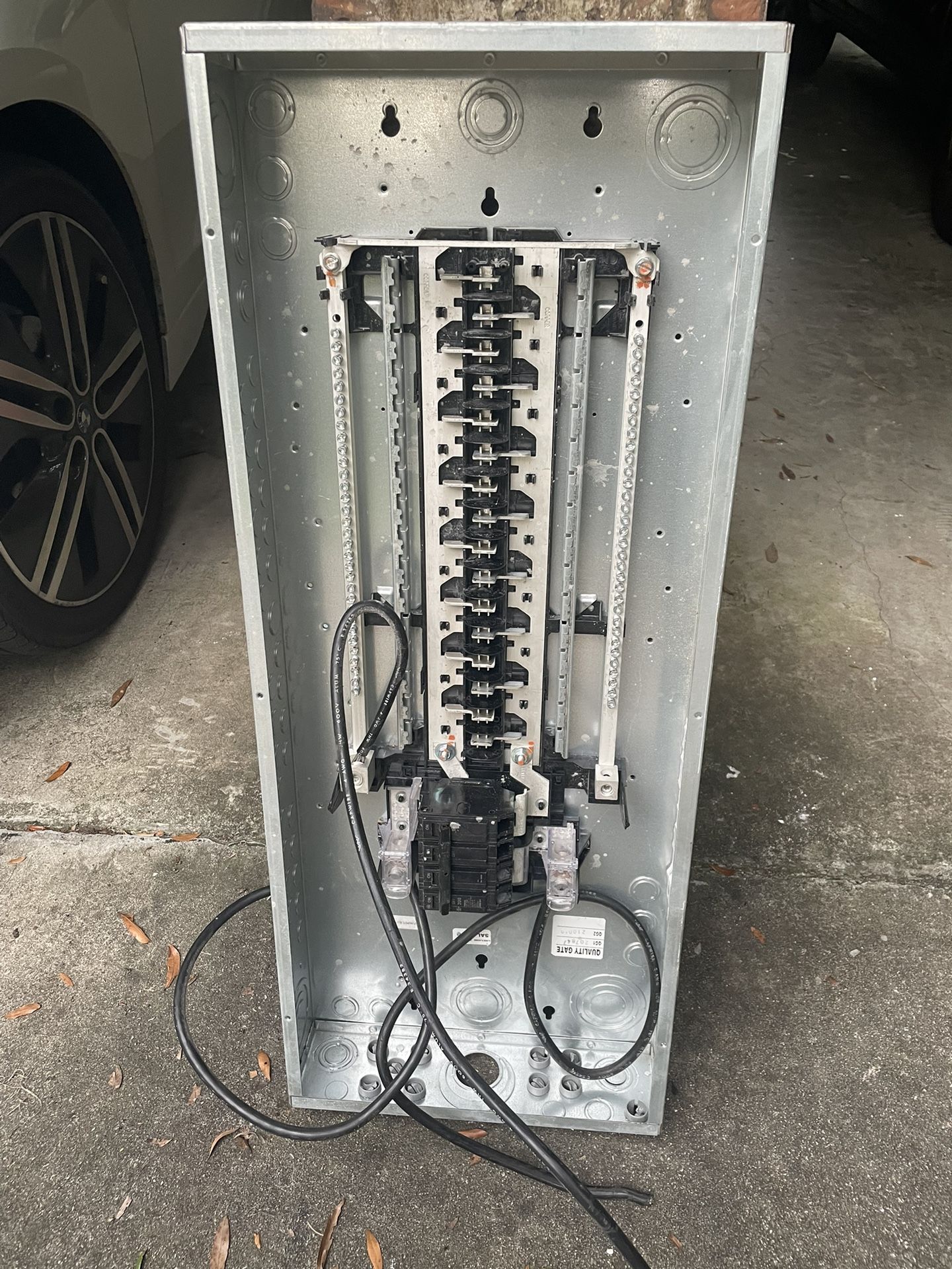 200 Amp Main Breaker Panel
