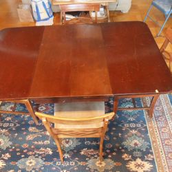 Vintage Dining Room Table and Chairs 