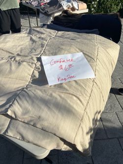 King Comforter $6