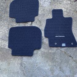 Suburu Outback Floor mats Car