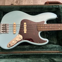 Squier Classic Vibe 60s Jazz Bass