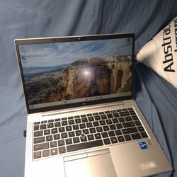HP EliteBook 840 G8 – Excellent Condition