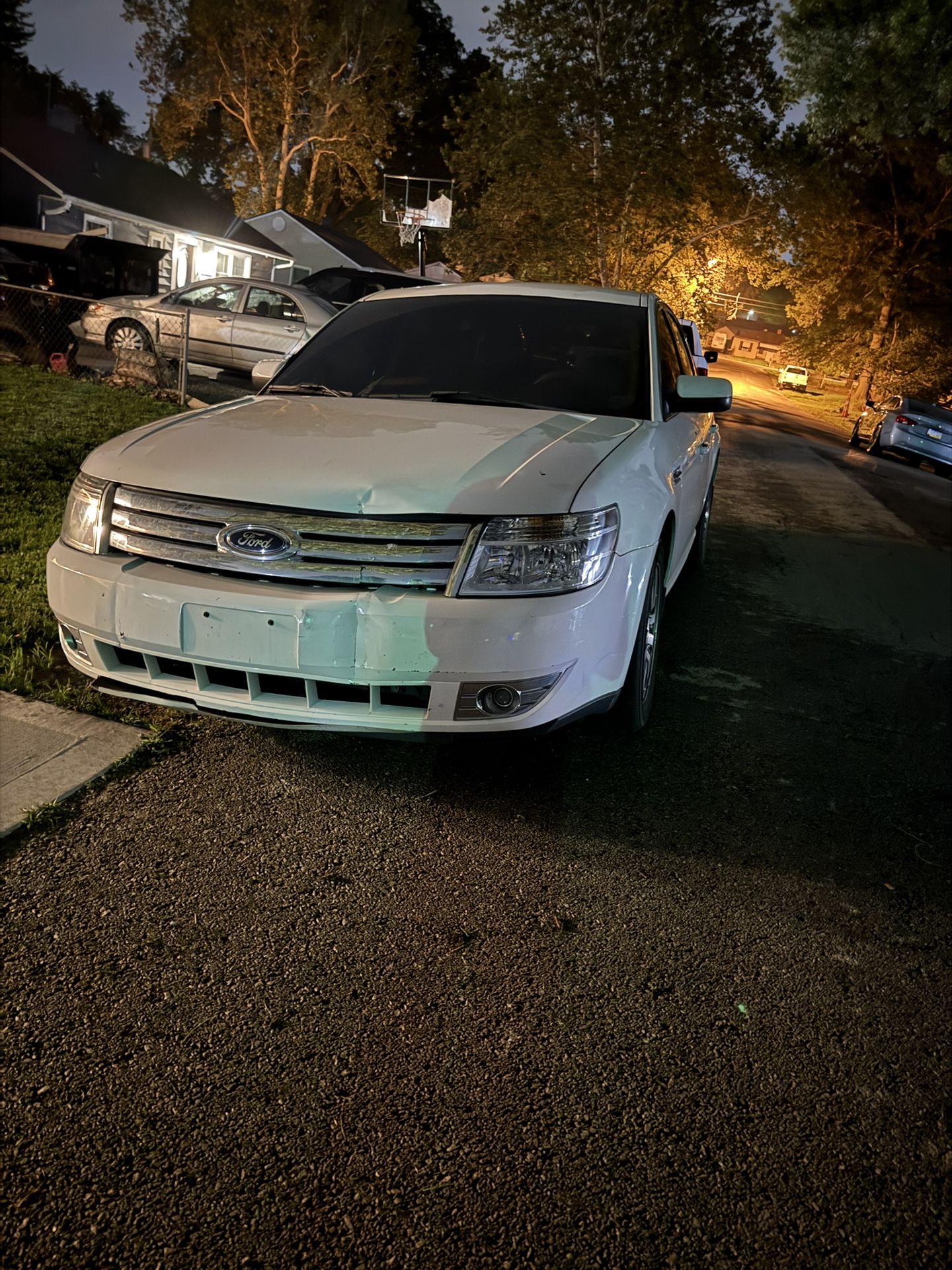 2008 Ford Taurus