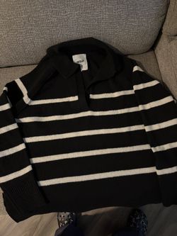 Sweatershirt