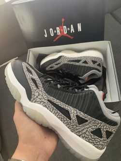 Jordan 11 black cement
