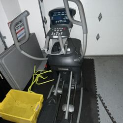 Octaine Fitness elliptical 