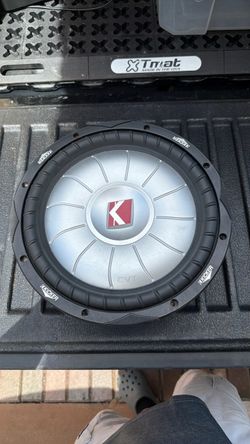 Kicker CVT 12 and power base 12 Subwoofer