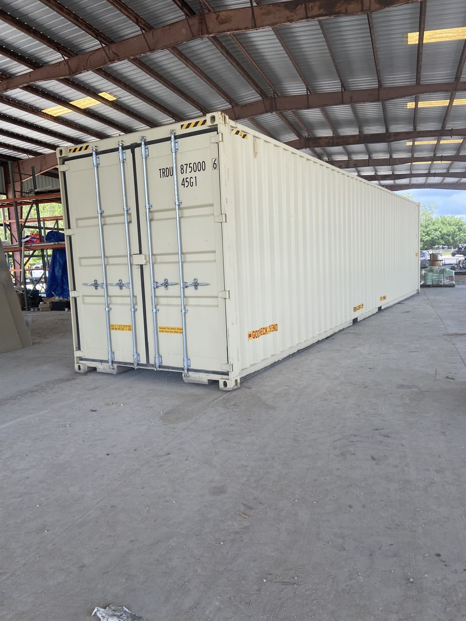 STORAGE CONTAINERS