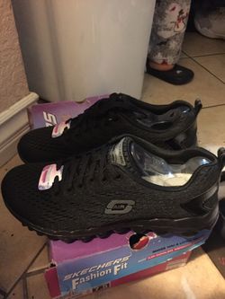 Skechers women’s
