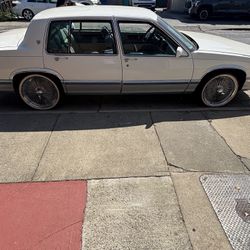 1991 Cadillac Sedan Deville