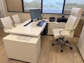 FREE Commercial grade L shaped desk
