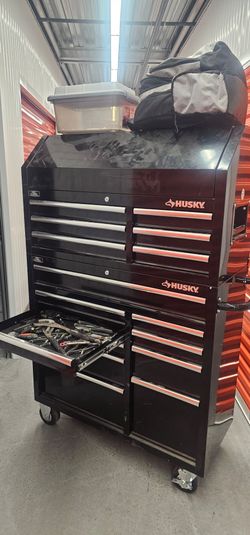 Husky 42 inch 12 drawer tool chest