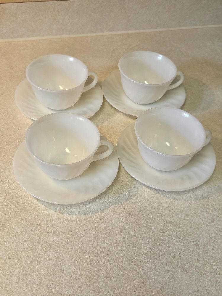 VINTAGE: Set of 4 * Fire King * Swirl * ivory * cups and saucers * Mid century