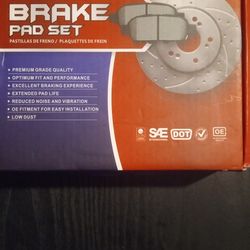 2013 Ford Police I Interceptor Taurus  Brand New Front And R Disc Brake Pads and rotors
