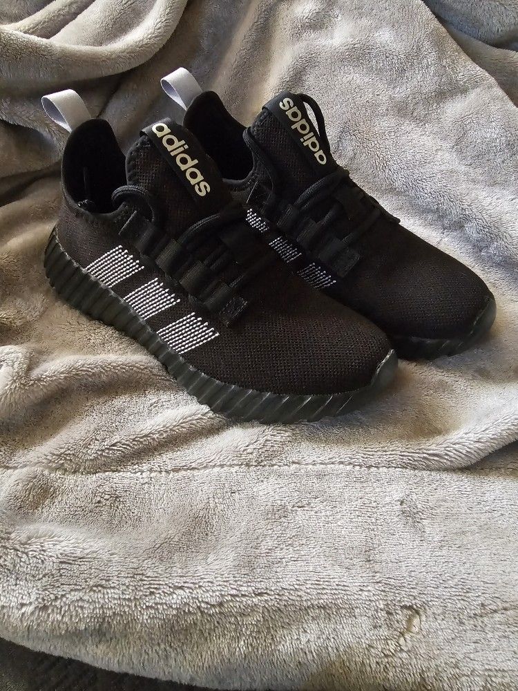 Womens Addidas Shoes