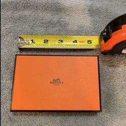 CA. EMPTY HERMES BOX. SEE PICS FOR SIZE