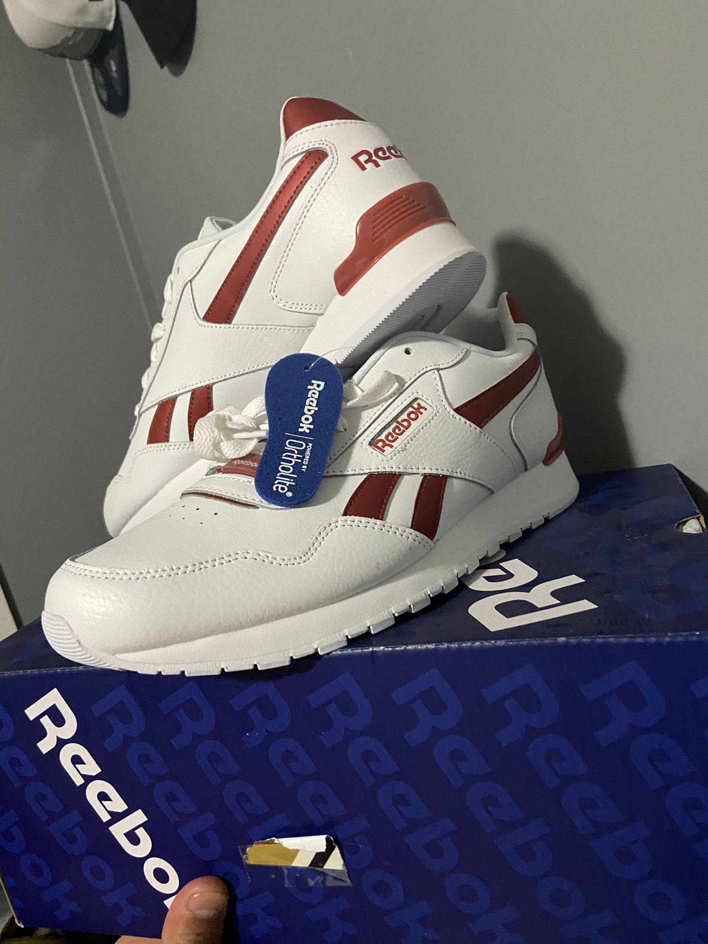 REEBOK SHOES