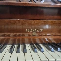 Classic Piano GULBRANSEN 1940