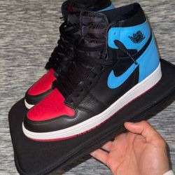 Women’s Air Jordan 1 CHI To UNC 