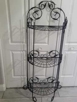 Foldable Black Metal 3Tier Plant Stand Indoor Outdoor 20"Widthx55"Height ~ Durable Sturdy Heavy Like New