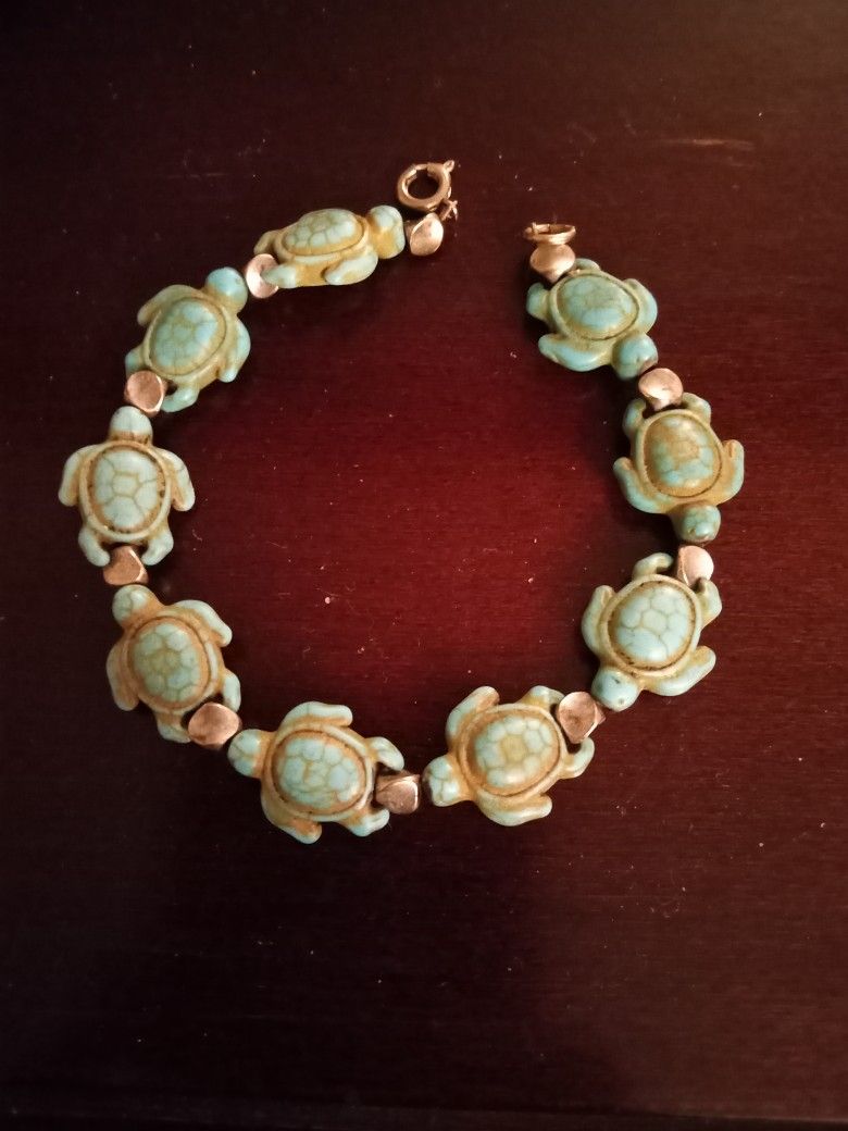 Turquoise Turtle Bracelet 