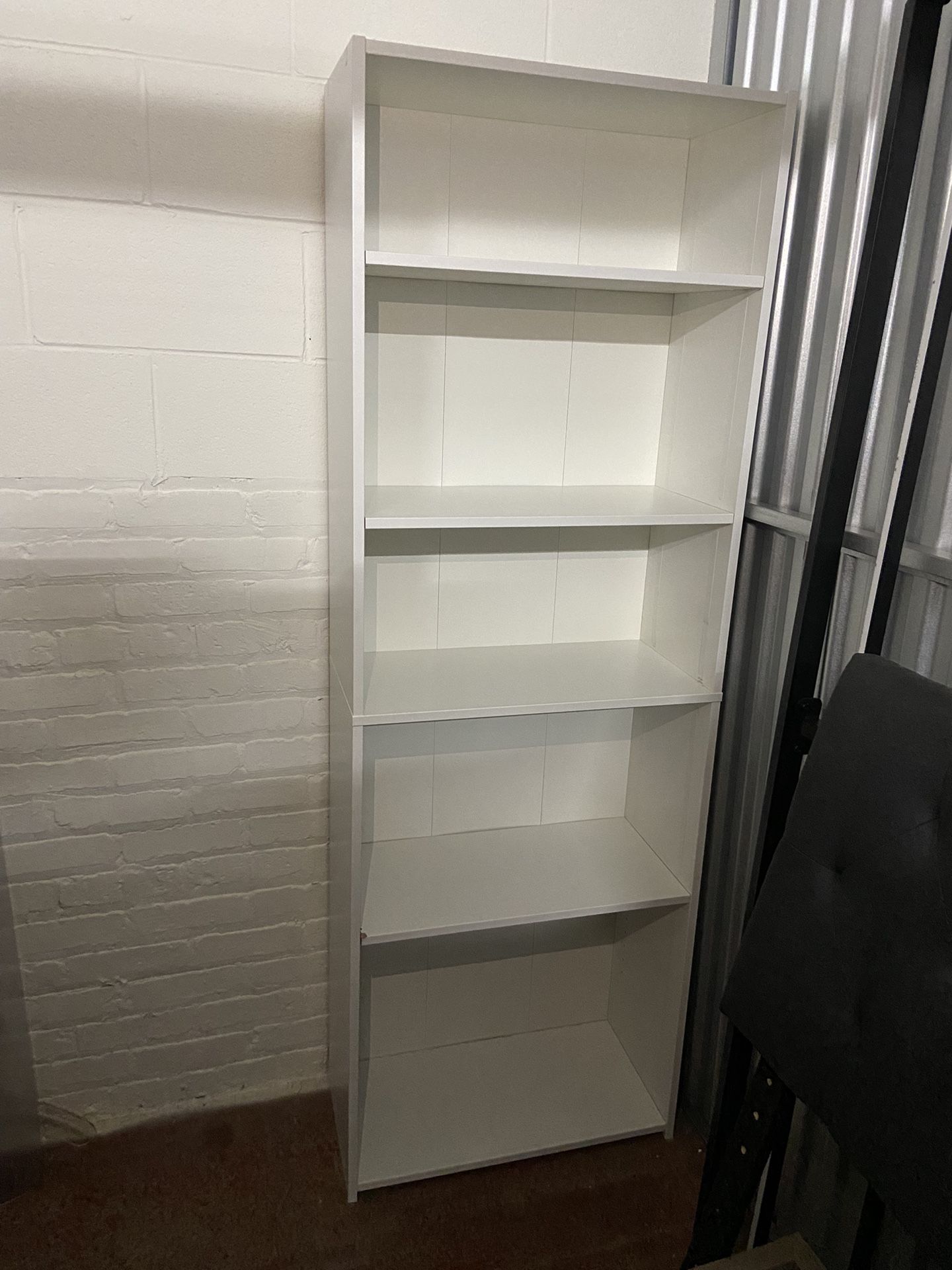 Target 5 Shelf Book Case
