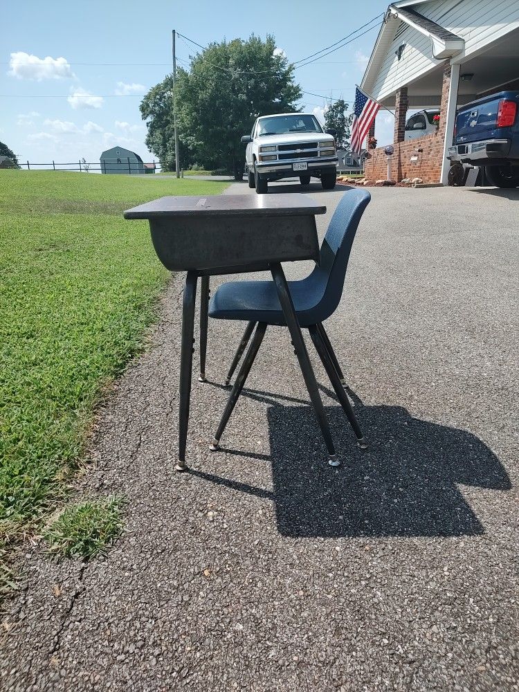 School Desk With Chair