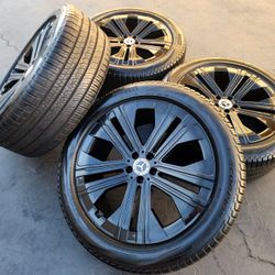22" Mercedes GLS 450 / 580 New Gloss Black OEM Wheels And Tires 