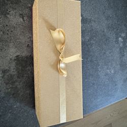 Brand new - Beautiful set of 3 candles - 