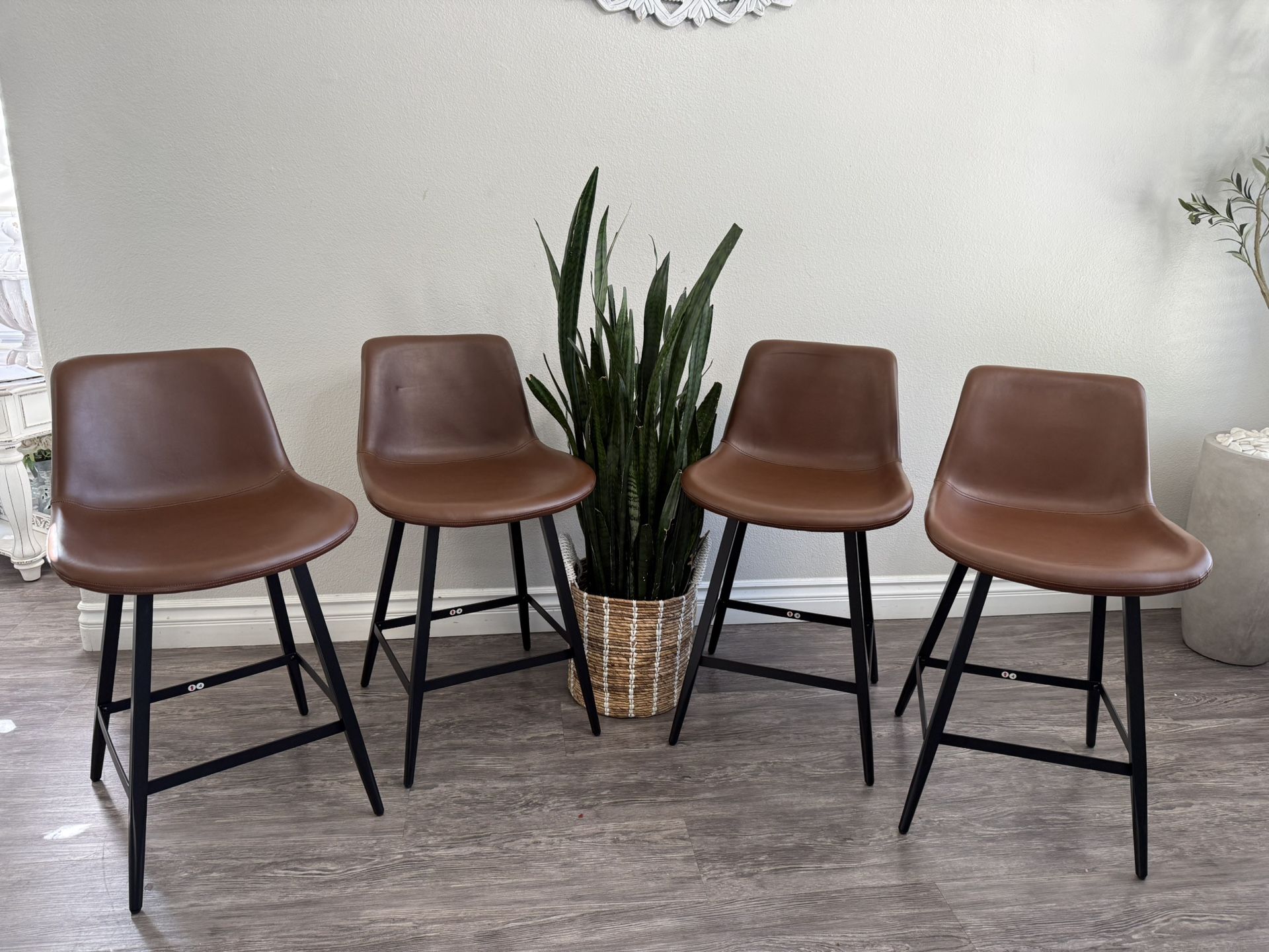 LUE BONA Dark Brown 24.0-in H Counter height Upholstered Metal Bar Stool 4 -Pack