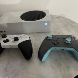 Xbox Series S ( Check My Other Listing ) 