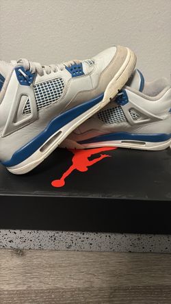 Air Jordan 4 Military Blue Sneakers