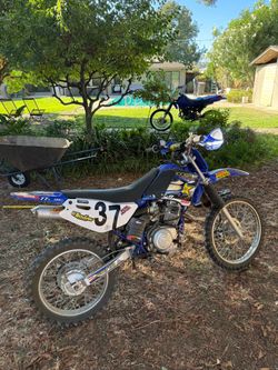 Yamaha TTR 125 LE Dirt Bike and TTR 250