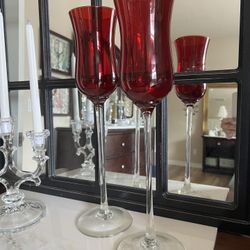 2 Beautiful Red Glass Candle Decor Set $15.00