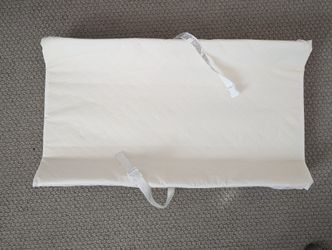 Waterproof Diaper Changing Pad With Secure Straps