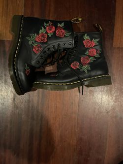 Rose Dr Marten size 8 