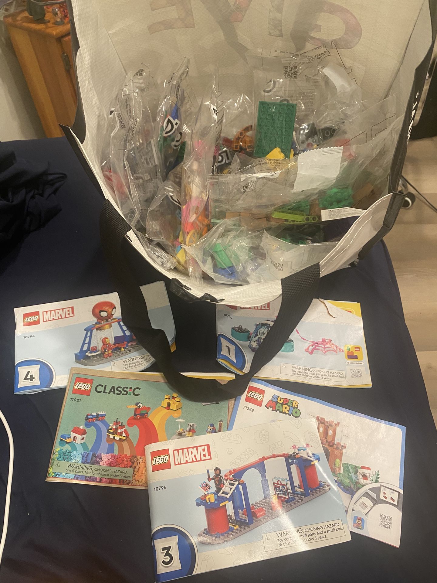 LEGO Miscellaneous Pieces And Sets. (Read Description)